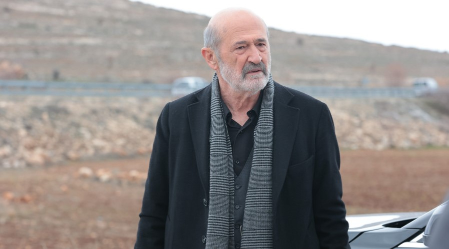 Uzak Şehir 54. Bölüm İzle! Boran ve Cihan Arasında Büyük Savaş: Alya’nın Gözyaşları Mardin’i Yakacak!